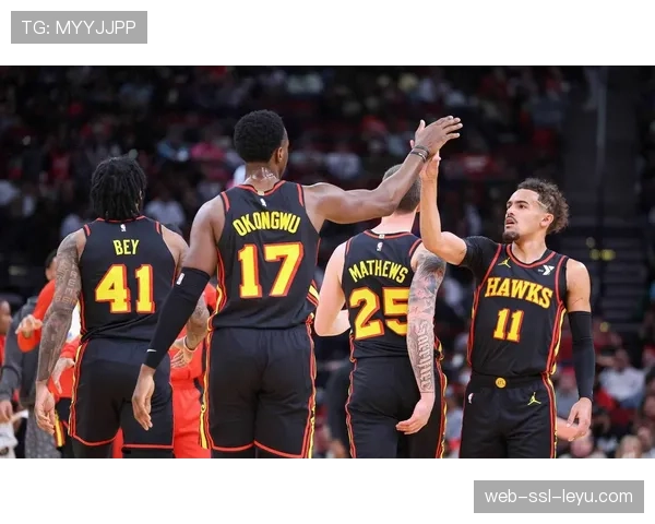 独行侠与老鹰相遇：东契奇与特雷-杨持球大核心打法再对比